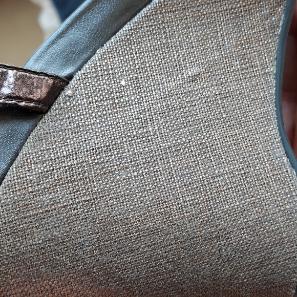 Ralph Lauren Bronze Platform Wedge Sandals. 6.5 - Picture 10 of 14